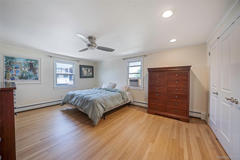 Unique Double Lot Corner on the West End. Two Floors, Lots of - photo 29