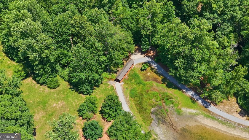 WELCOME HOME TO CHIMNEY LAKE - ADORABLE CRAFTSMAN RANCH ON OVER - photo 46
