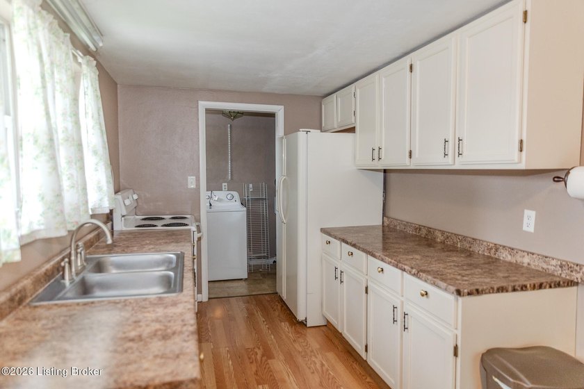 Move-in ready and full of value! This 3-bedroom, 1-bath home - photo 8