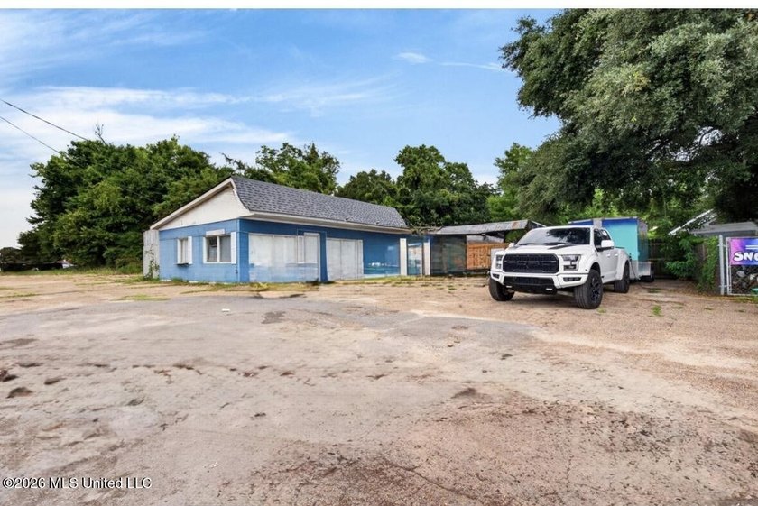 Commercial Opportunity in the Heart of Gulfport: This investment - photo 16