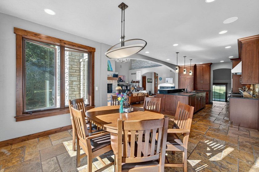 Stunning 4,700sqft custom Craftsman home on a prime .58-acre lot - photo 25