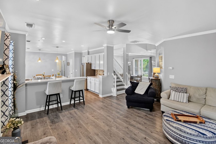 Watch the Live-Action HD Walk-through Video Tour! Step into your - photo 43