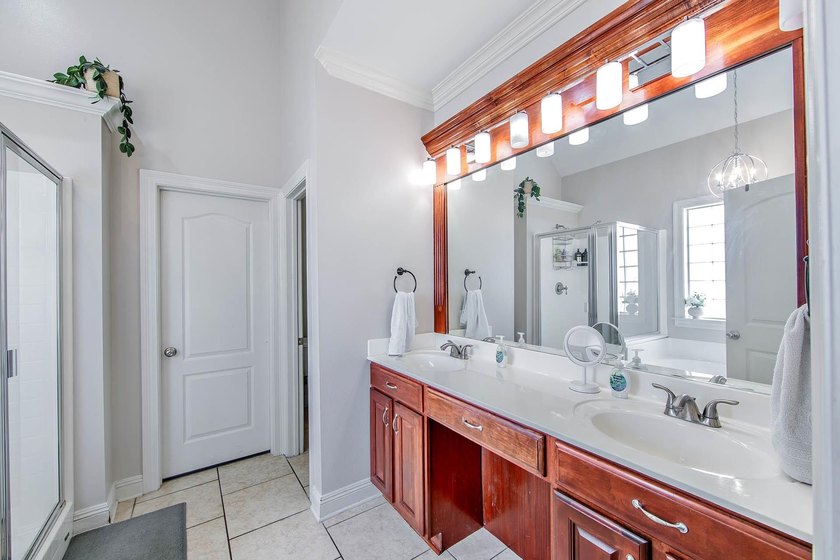 Well-maintained 4-bedroom, 3 full bath, 1 half bath home on a - photo 11