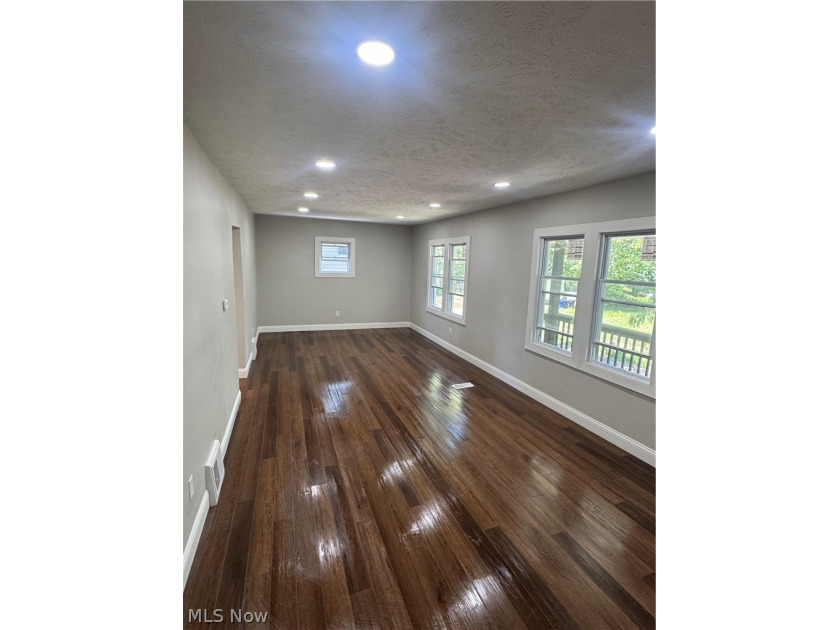 Turnkey investment opportunity in Cleveland's 44110 - photo 3