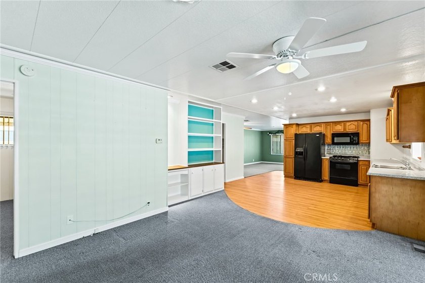 This is a beautifully remodeled home with 2 bedrooms and 2 - photo 18