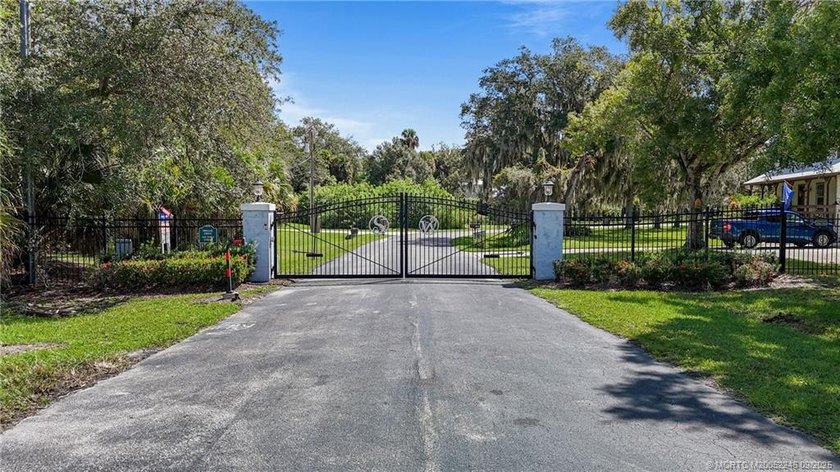 Affordable St Lucie RIVERFRONT lot with ocean access. Located in - photo 19