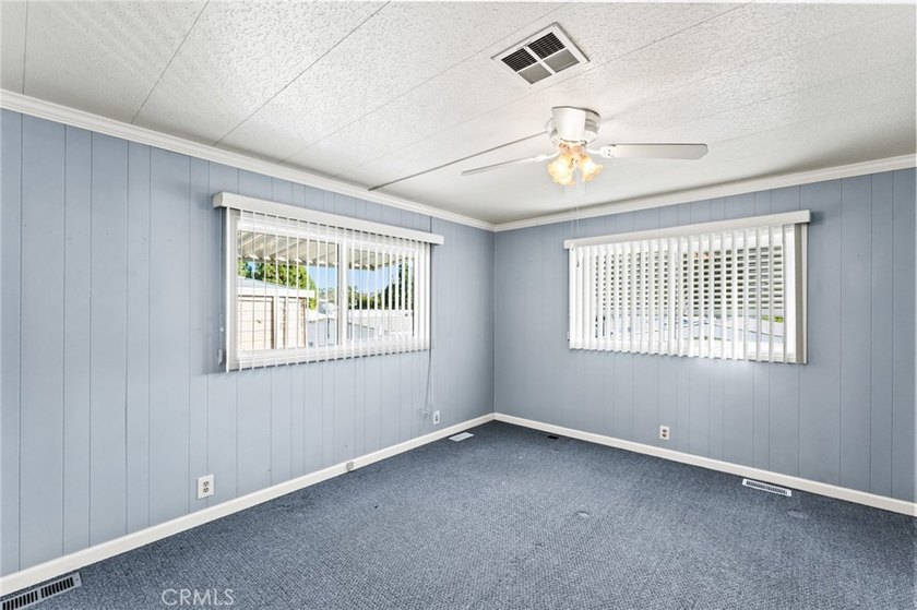 This is a beautifully remodeled home with 2 bedrooms and 2 - photo 22