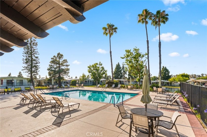 This is a beautifully remodeled home with 2 bedrooms and 2 - photo 38