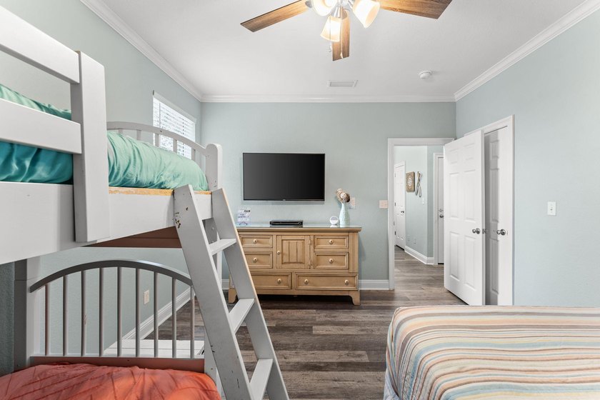 The Best Value in Villages of Crystal Beach. Fully furnished - photo 20