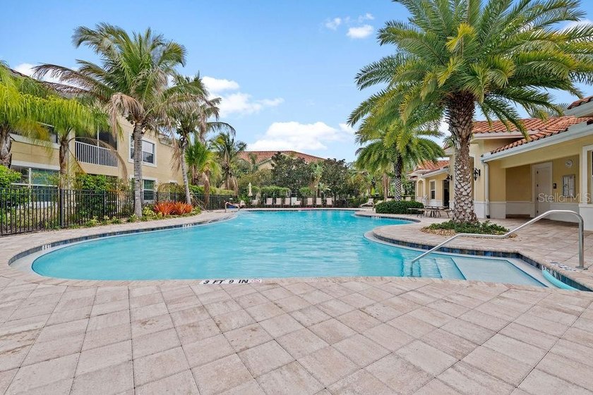 Luxury Corner Residence in Osprey | Top-Rated Pine View School - photo 22