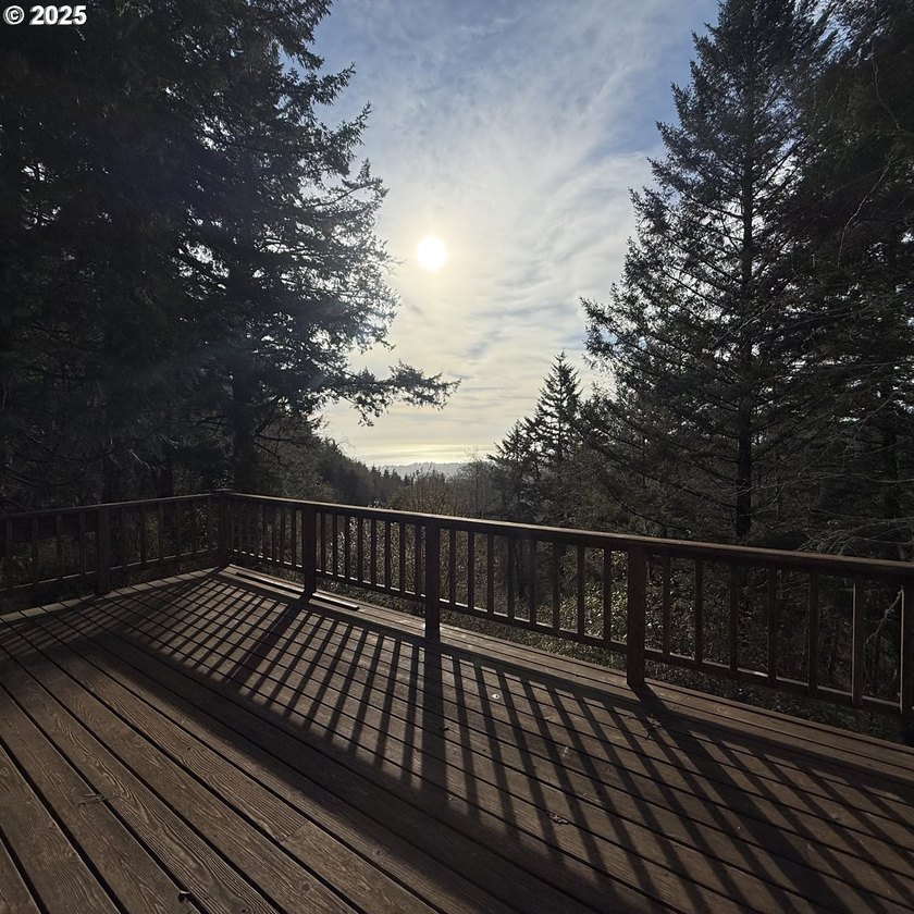 Discover this peaceful, exceptional property nestled in the - photo 9