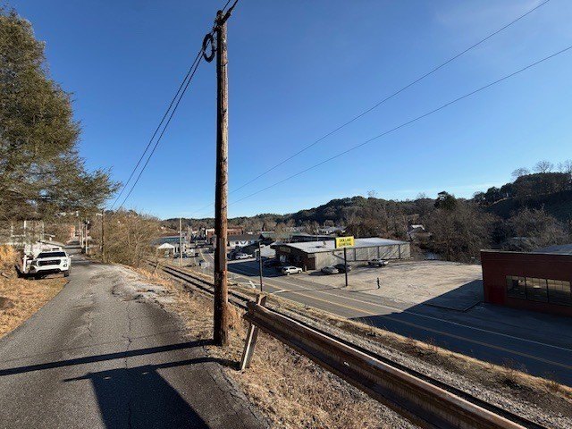 Rare &amp; unique opportunity in the city limits of Copperhill, TN! - photo 4