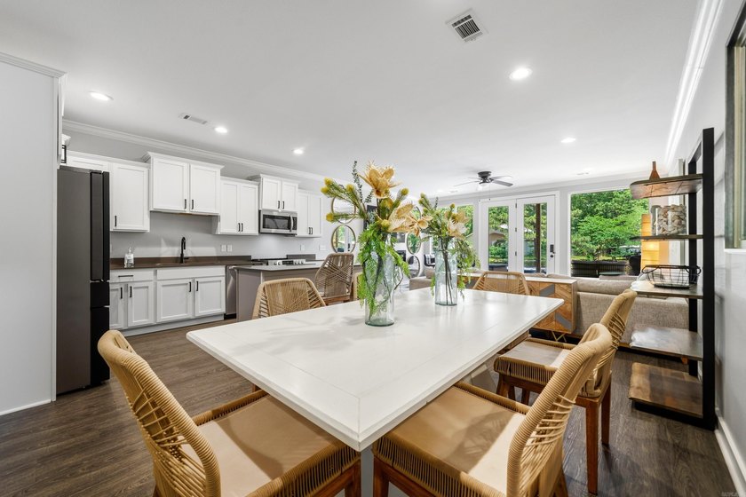 Welcome to this beautiful 3-bedroom, 2.5-bath lakefront retreat - photo 3