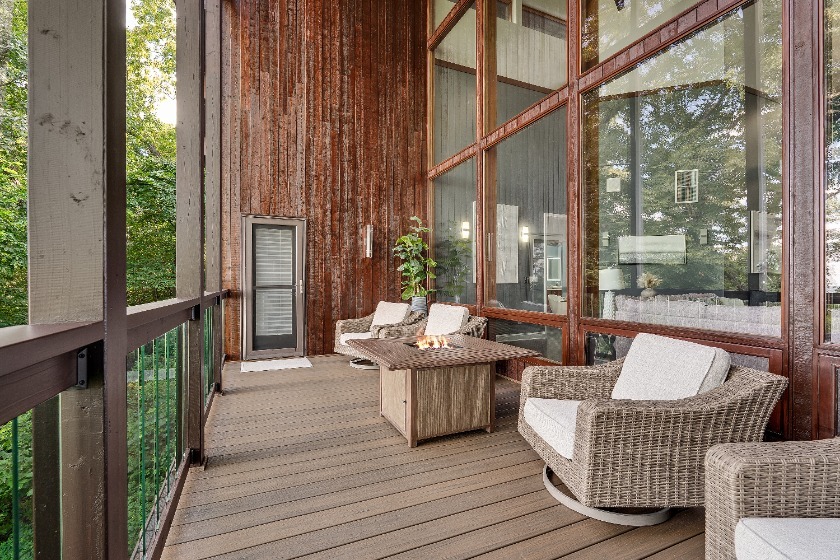 6,200+ sq. ft. executive estate La Crescent MN - photo 17