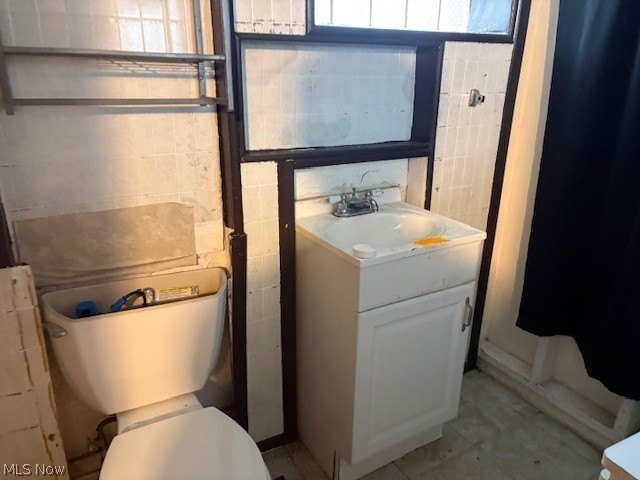 Unlock the potential at 521 E 112th St, Cleveland, Ohio 44108 - photo 16