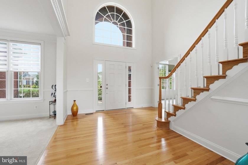 Welcome to this highly sought after Waterford model in the award - photo 4