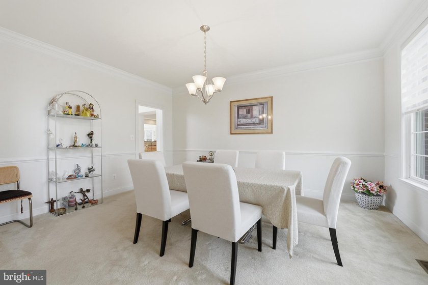 Welcome to this highly sought after Waterford model in the award - photo 5