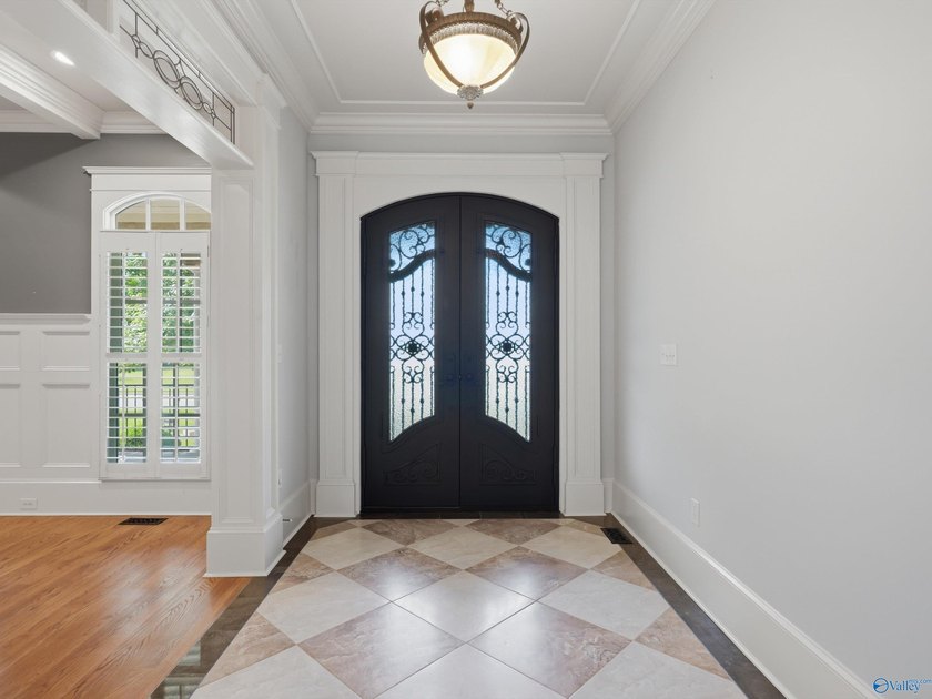 Experience refined luxury in one of Huntsville's most desirable - photo 5