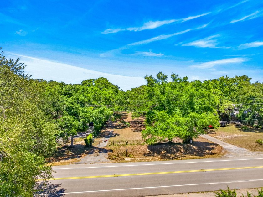Build 2 homes + 2 detached guest houses minutes from Destin with - photo 16