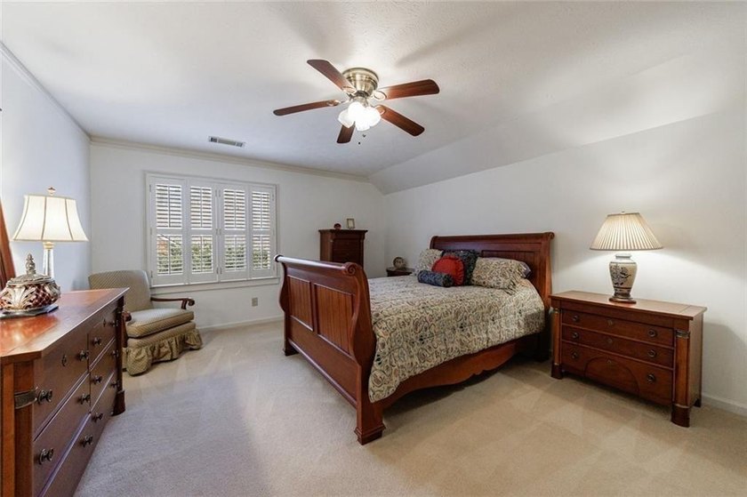 Located in the highly sought-after Brickleberry neighborhood - photo 31