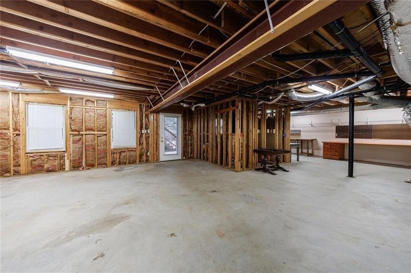 Located in the highly sought-after Brickleberry neighborhood - photo 32