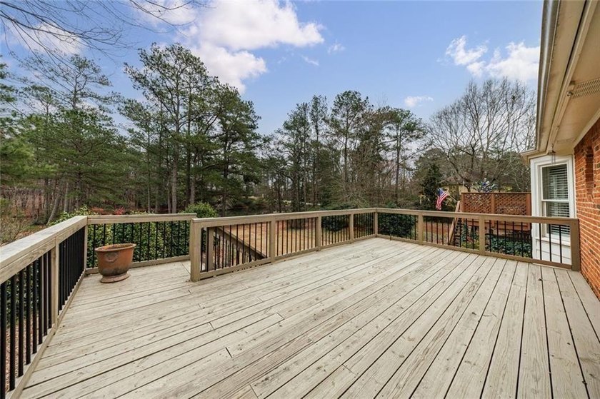 Located in the highly sought-after Brickleberry neighborhood - photo 36