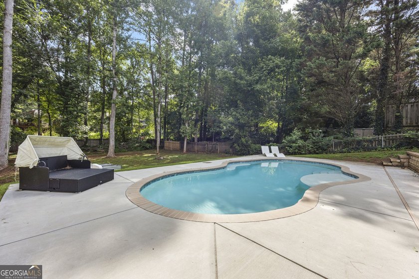 Welcome to your own private backyard paradise! This beautifully - photo 36