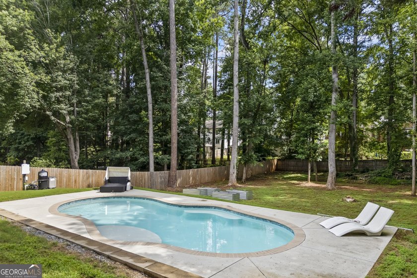 Welcome to your own private backyard paradise! This beautifully - photo 39