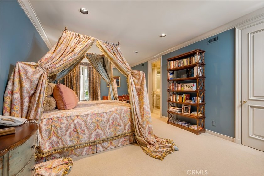 A premier opportunity to acquire one of the grandest estates - photo 34