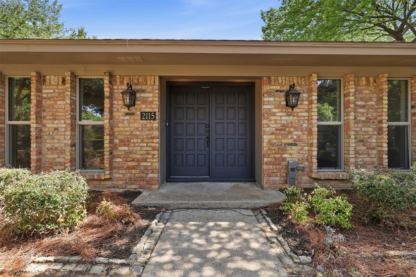 Waterfront living! Wonderfully updated move-in ready on the - photo 2