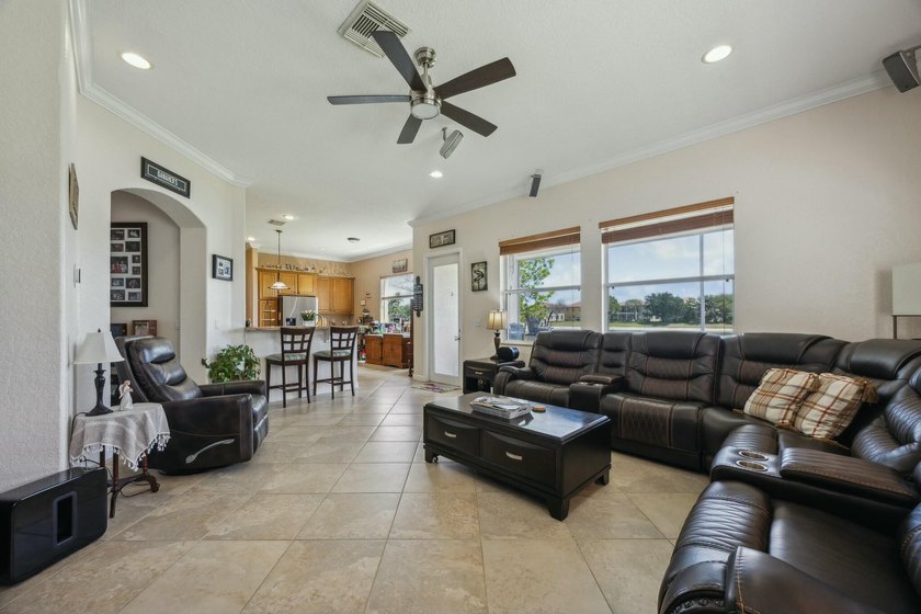 MOTIVATED SELLER! Rare opportunity to own the only 6-bedroom - photo 14