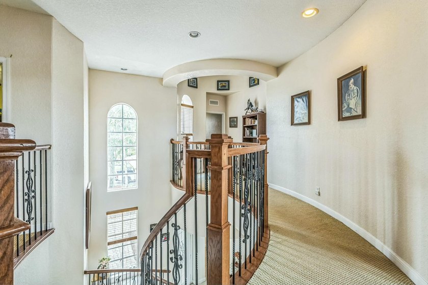 MOTIVATED SELLER! Rare opportunity to own the only 6-bedroom - photo 18