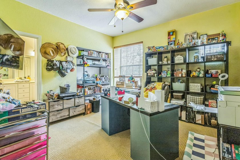 MOTIVATED SELLER! Rare opportunity to own the only 6-bedroom - photo 30