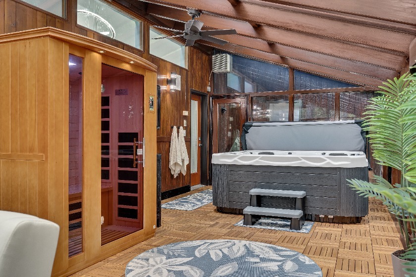 6,200+ sq. ft. executive estate La Crescent MN - photo 14