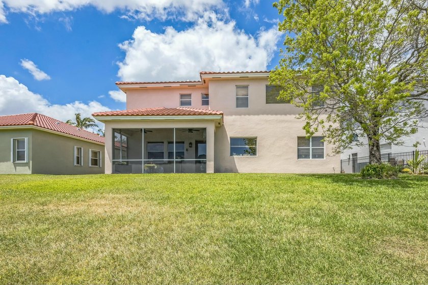 MOTIVATED SELLER! Rare opportunity to own the only 6-bedroom - photo 36