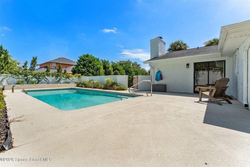 Welcome to this stunning fully remodeled 4-bed, 2.5-bath pool - photo 44
