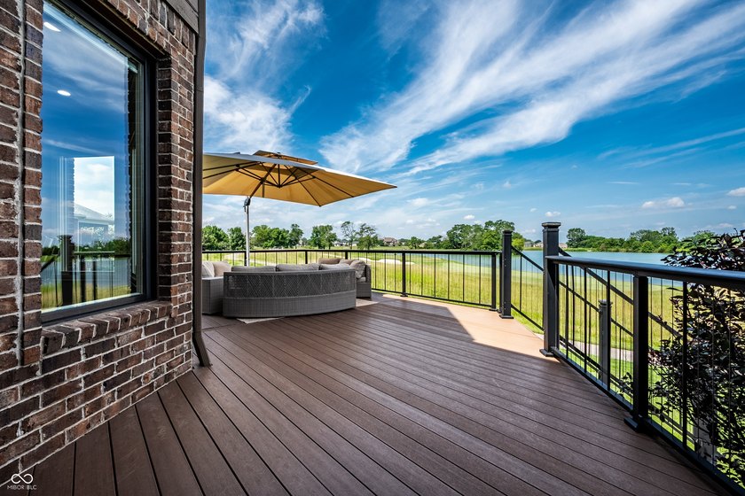 Perfectly positioned along the 11th fairway in Sagamore, this - photo 41