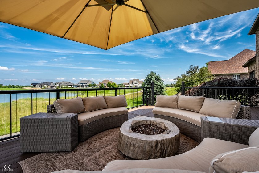 Perfectly positioned along the 11th fairway in Sagamore, this - photo 43