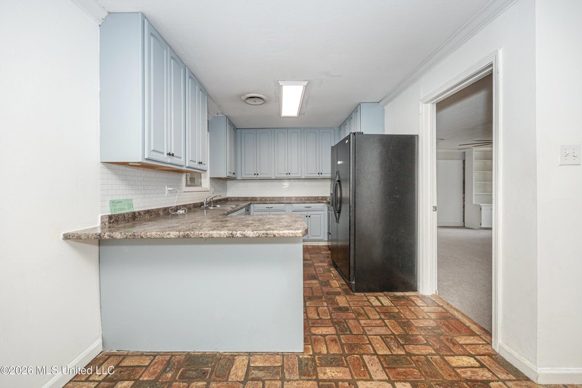 Looking for space to spread out and make your own? This - photo 12