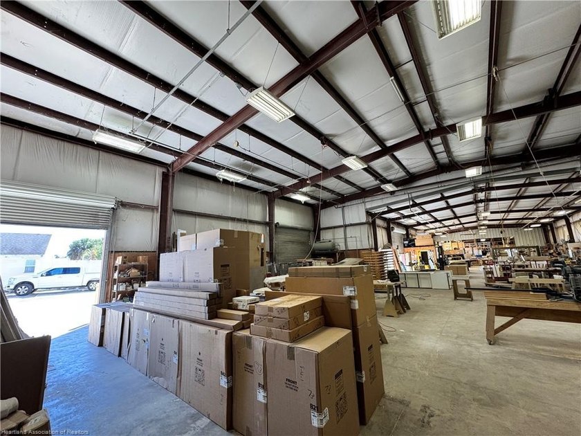 Premium 13,000 sq foot warehouse facility(For PSF) with finished - photo 5