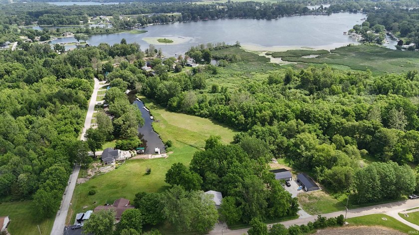 Rare opportunity to own a premier waterfront building site on - photo 2