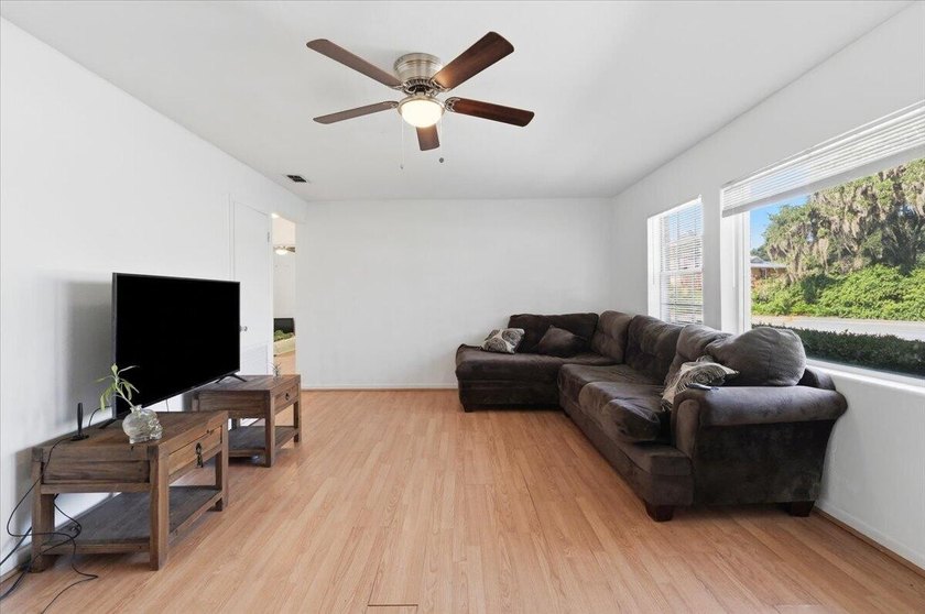 Welcome to 1408 New Jersey Road, a 2-bedroom, 1-bath home - photo 19