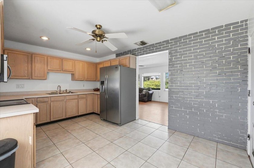 Welcome to 1408 New Jersey Road, a 2-bedroom, 1-bath home - photo 26