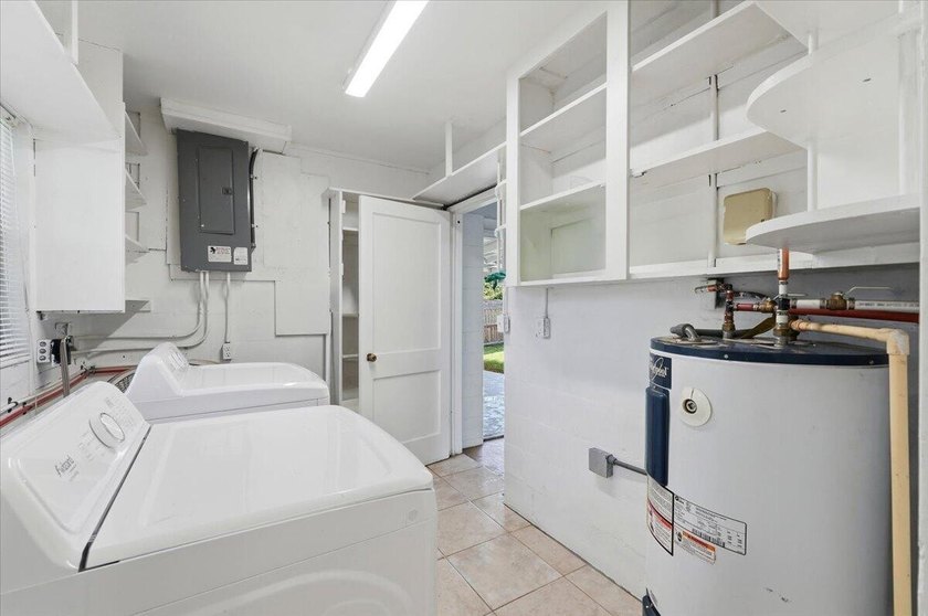 Welcome to 1408 New Jersey Road, a 2-bedroom, 1-bath home - photo 39