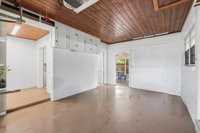 Welcome to 1408 New Jersey Road, a 2-bedroom, 1-bath home - photo 46