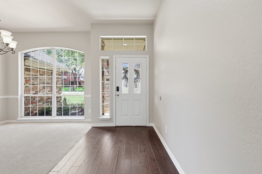 This one is for all you single-story lovers! Some homes just - photo 3
