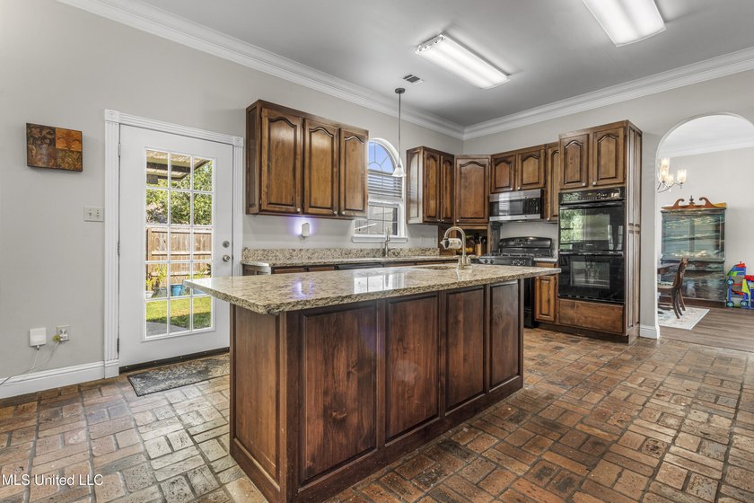 LOCATED IN BEAUTFUL BENT OAKS SUBDIVISION...one of Biloxi's most - photo 10