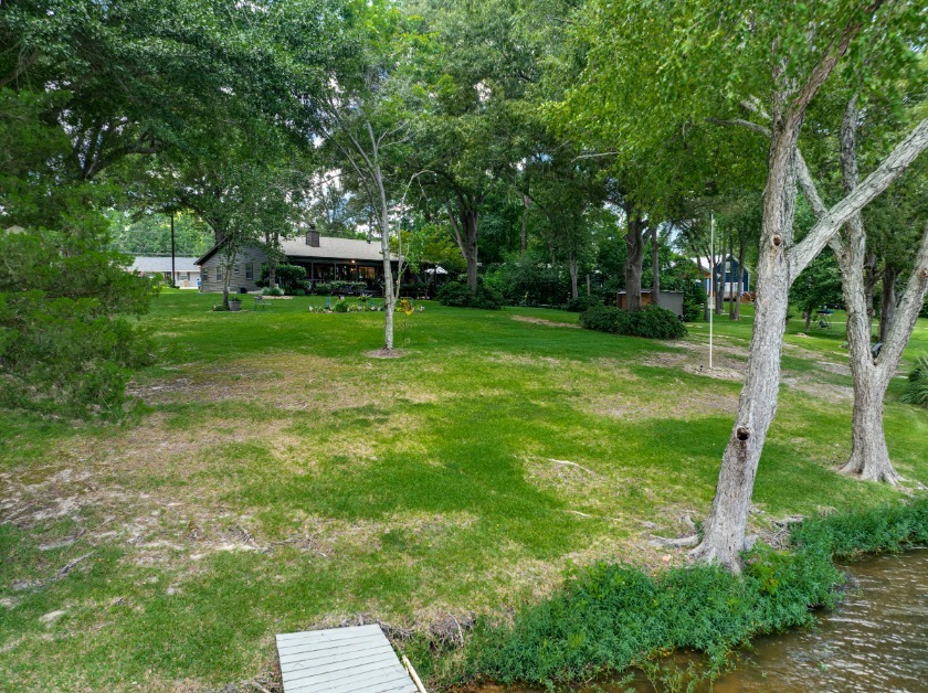 Lake Palestine Waterfront Retreat | 200' of Shoreline &amp; Boathouse - photo 35