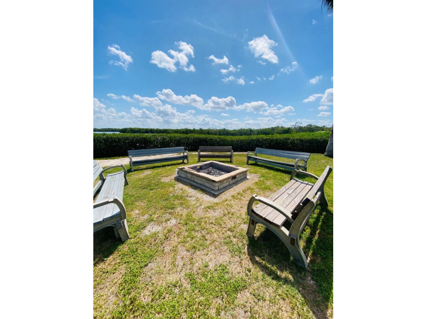 Enjoy this new open concept, 2 bedroom plus a den, 2 bathroom - photo 13