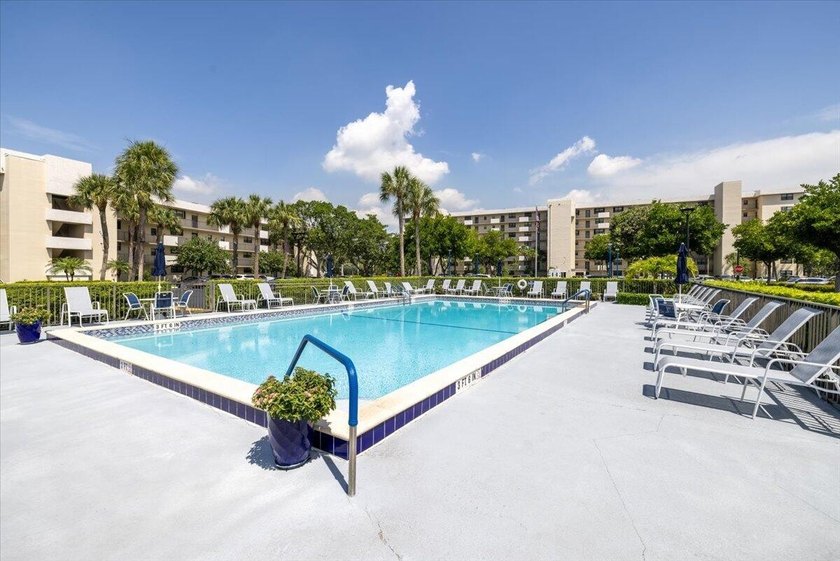Welcome to Unit 506, located in the desirable Deer Creek - photo 20